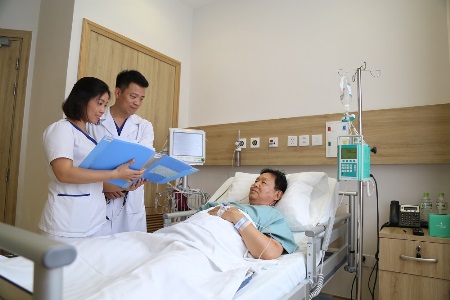 Cấp cứu “siêu tốc” cho du khách Hàn Quốc bị nhồi máu cơ tim nguy hiểm tính mạng